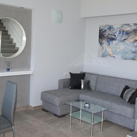 Attic Apartments Ajía Ána Kültér fotó
