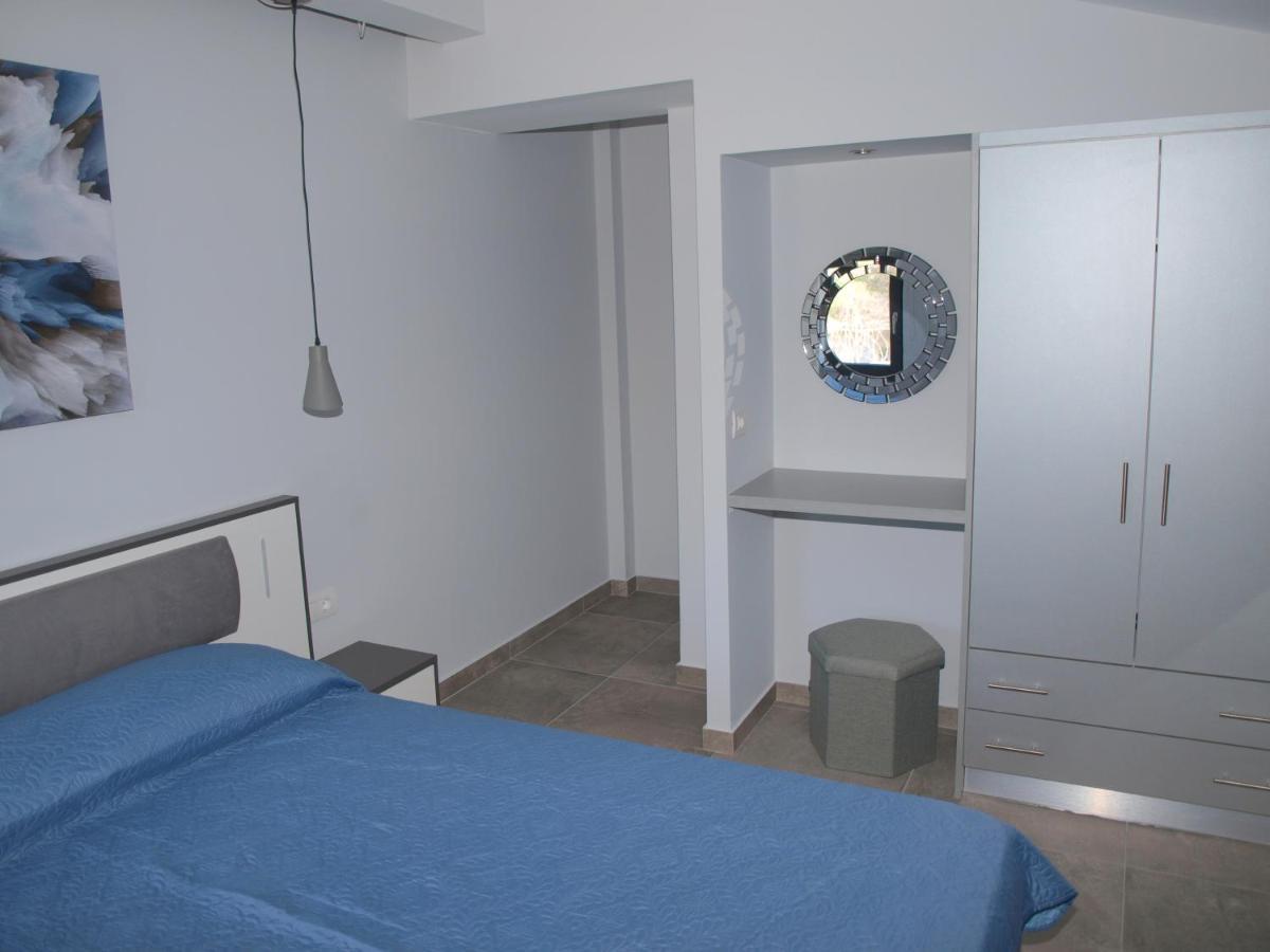 Attic Apartments Ajía Ána Kültér fotó